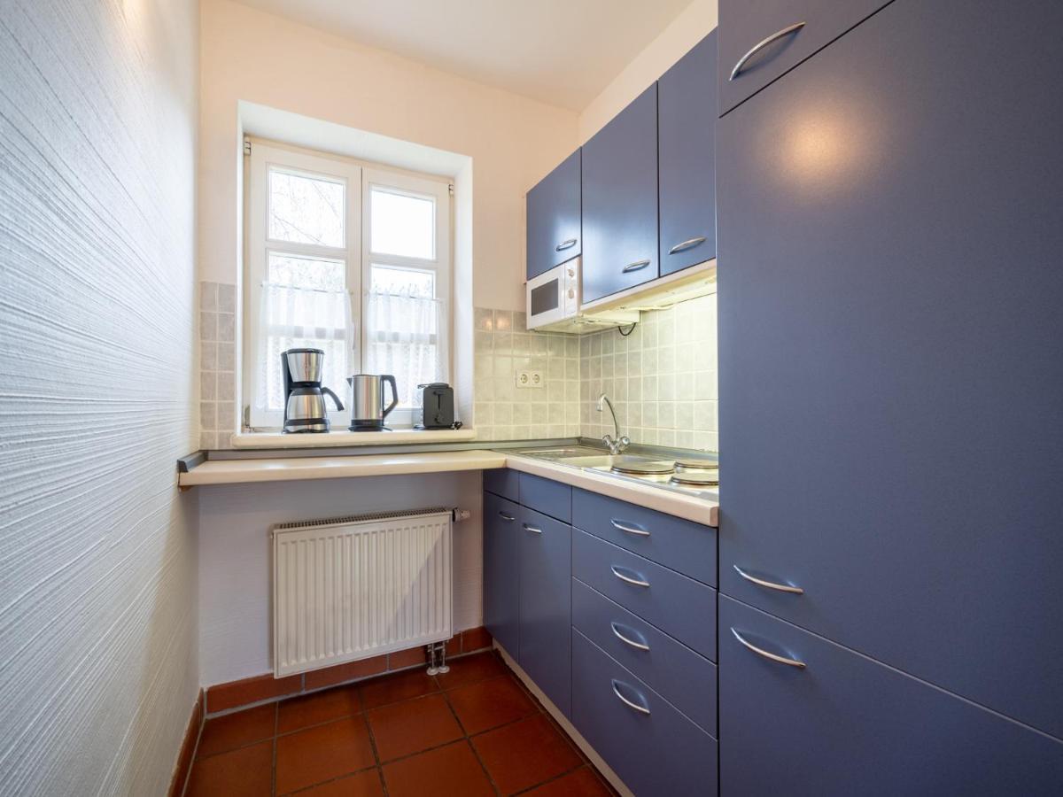 Feriendorf Rugana - Budget Appartement Mit 2 Schlafzimmern Und Terrasse A26 Dranske Esterno foto